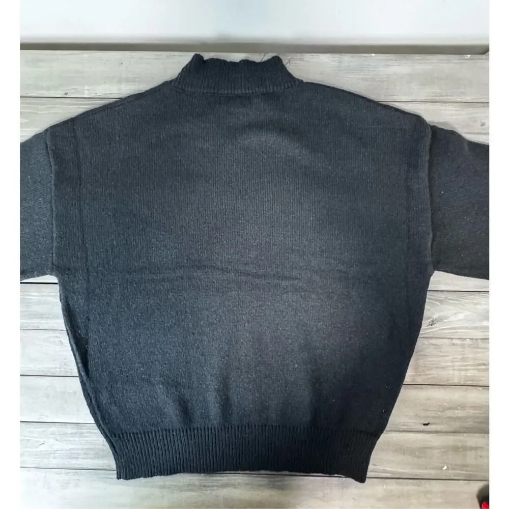 NWT Ohio State Buckeyes College Bold Black Officially Licensed Knit Thicker Swea